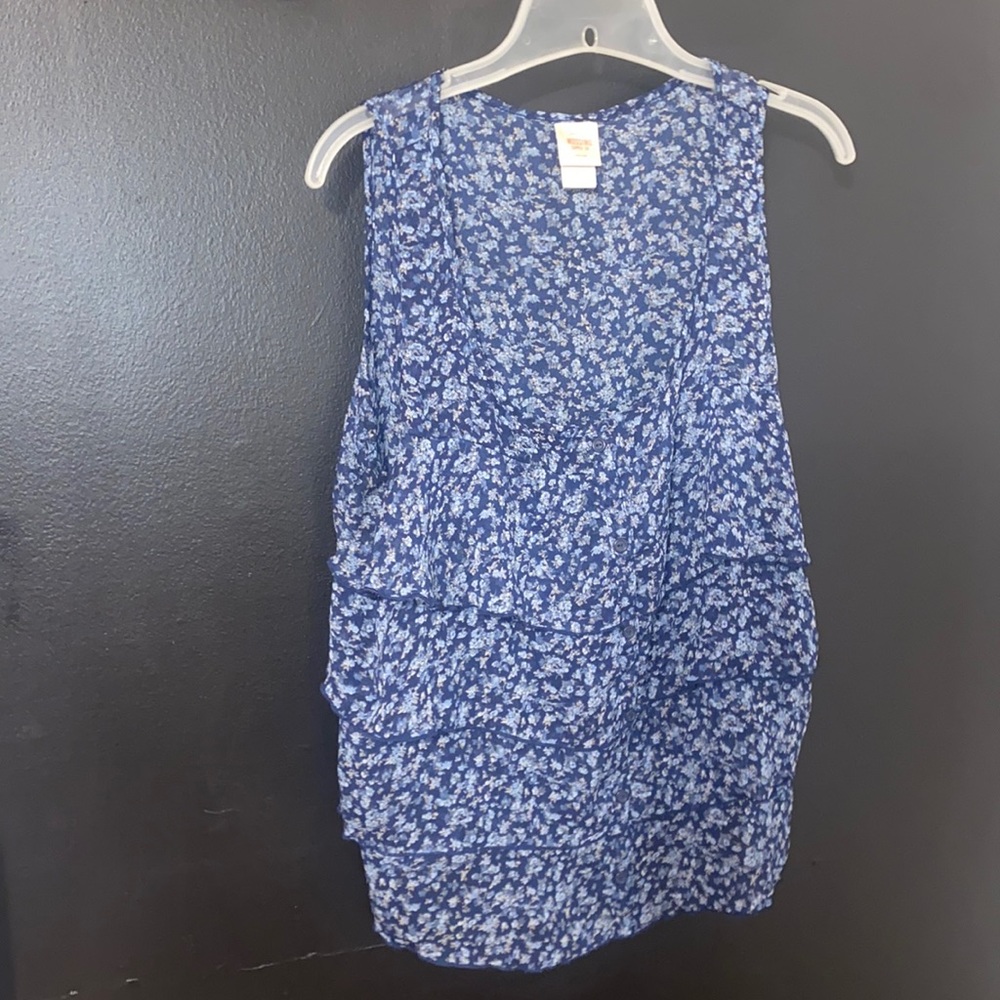 Ruffle tank